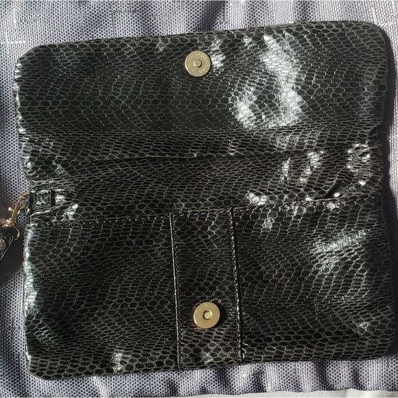 Black Wristlet - Picture 2 of 5